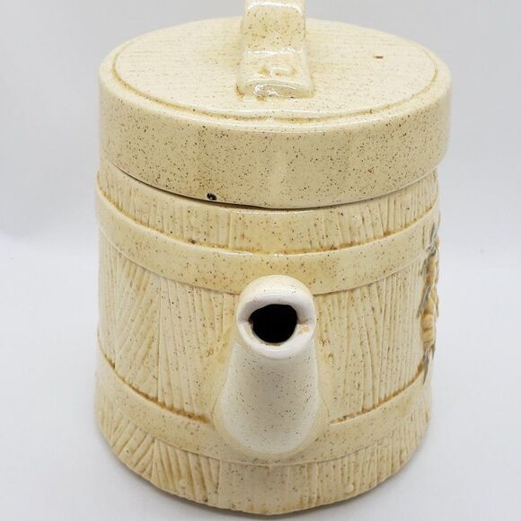 Signed Vintage 1981 Hand Made Ceramic Woodland Flowered Teapot or Planter - Picture 2 of 11